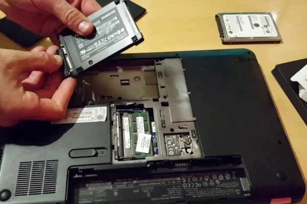Cách Tự Nâng Cấp SSD Cho Laptop Tại Nhà